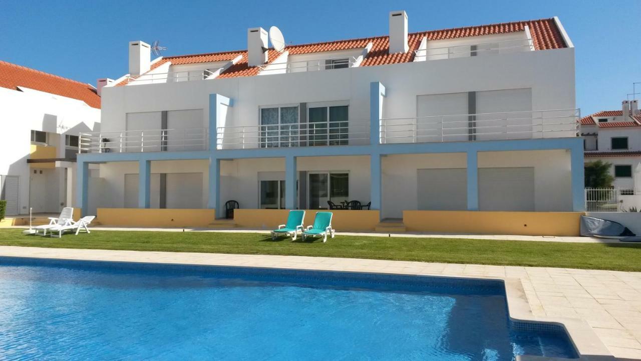 Townhous Praia Da Areia Branca Praia da Lourinha Exterior photo